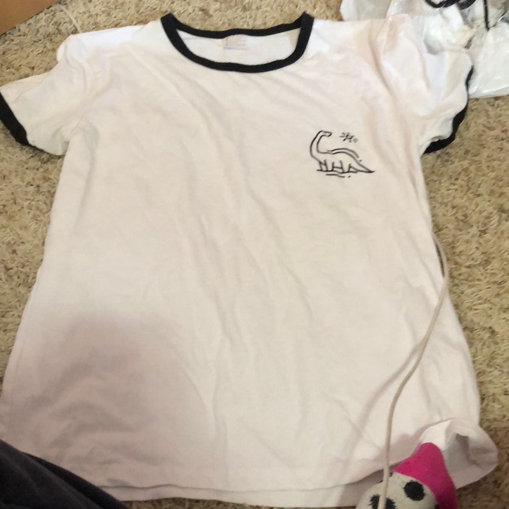 Dino tee size s